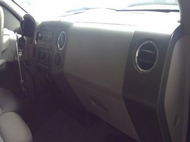 2006 FORD F150, SILVER, XLT MODEL, CREW CAB, 5.4L, 2WD,   F26357